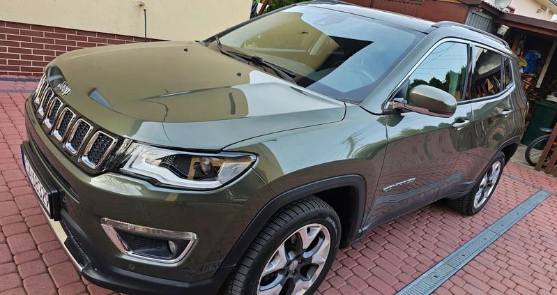 Jeep Compass cena 72500 przebieg: 268000, rok produkcji 2018 z Goleniów małe 781